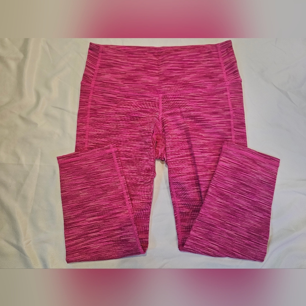 Athleta Cropped Capri Leggings- Pink Design- XS